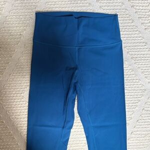 Lululemon Leggings in 25”